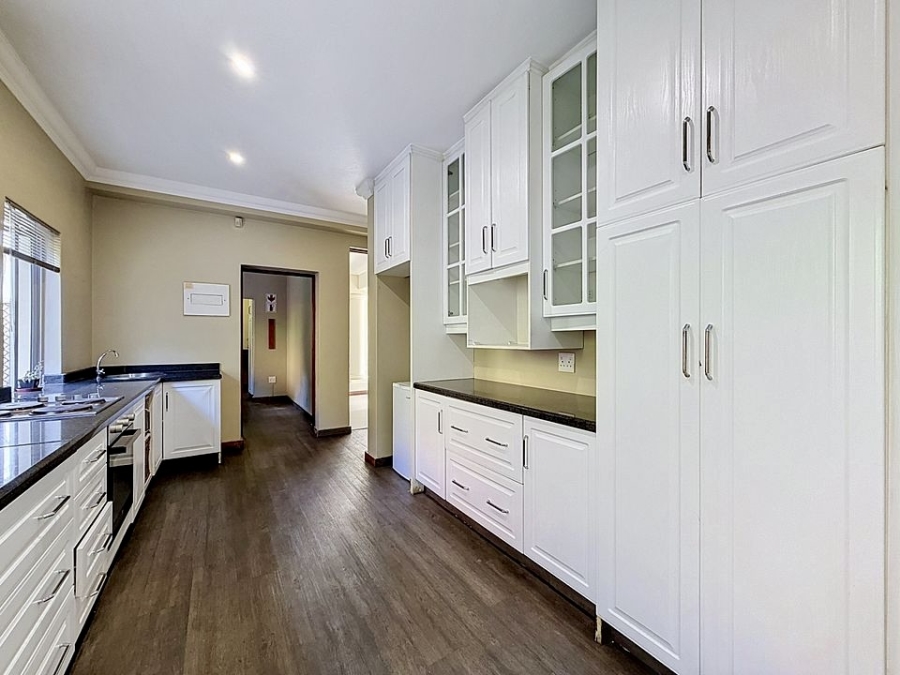 4 Bedroom Property for Sale in Muckleneuk Gauteng