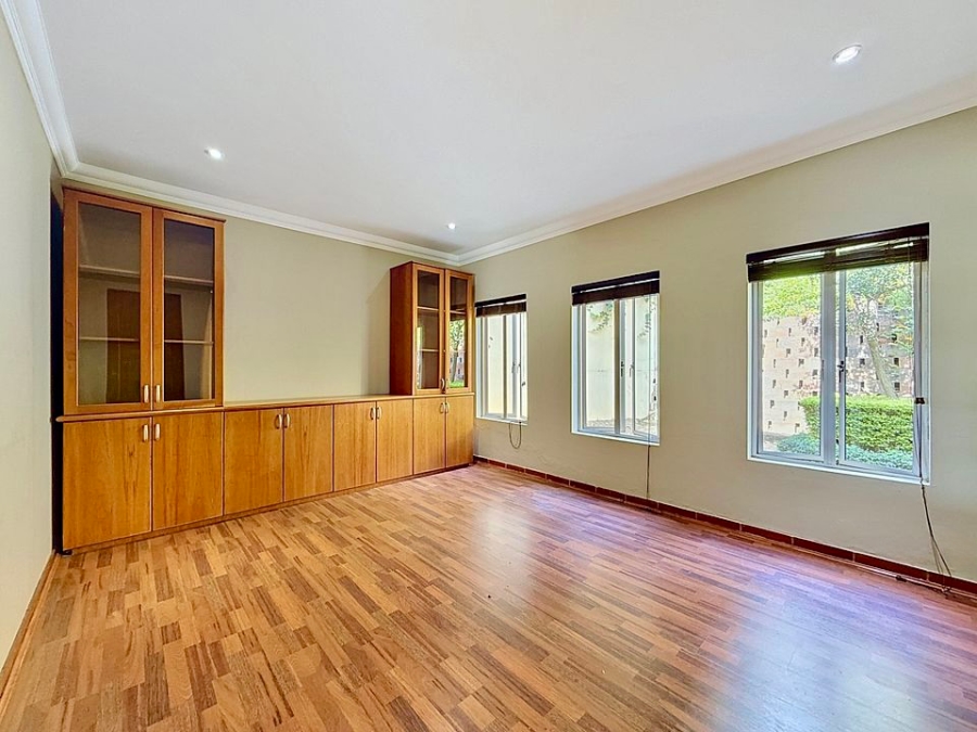 4 Bedroom Property for Sale in Muckleneuk Gauteng