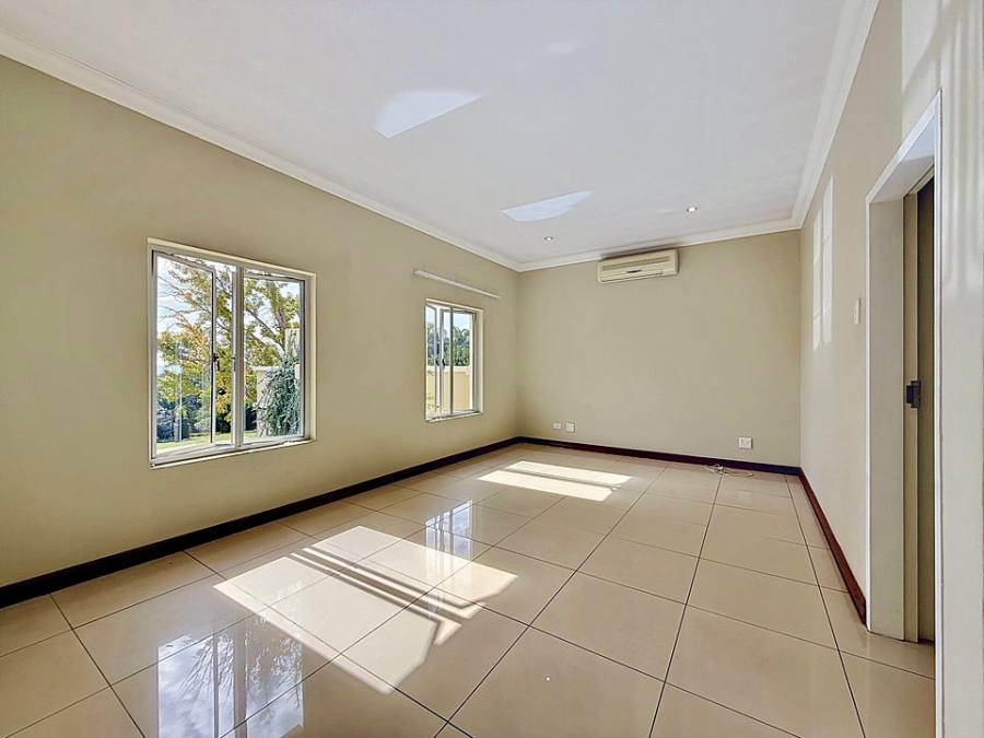 4 Bedroom Property for Sale in Muckleneuk Gauteng