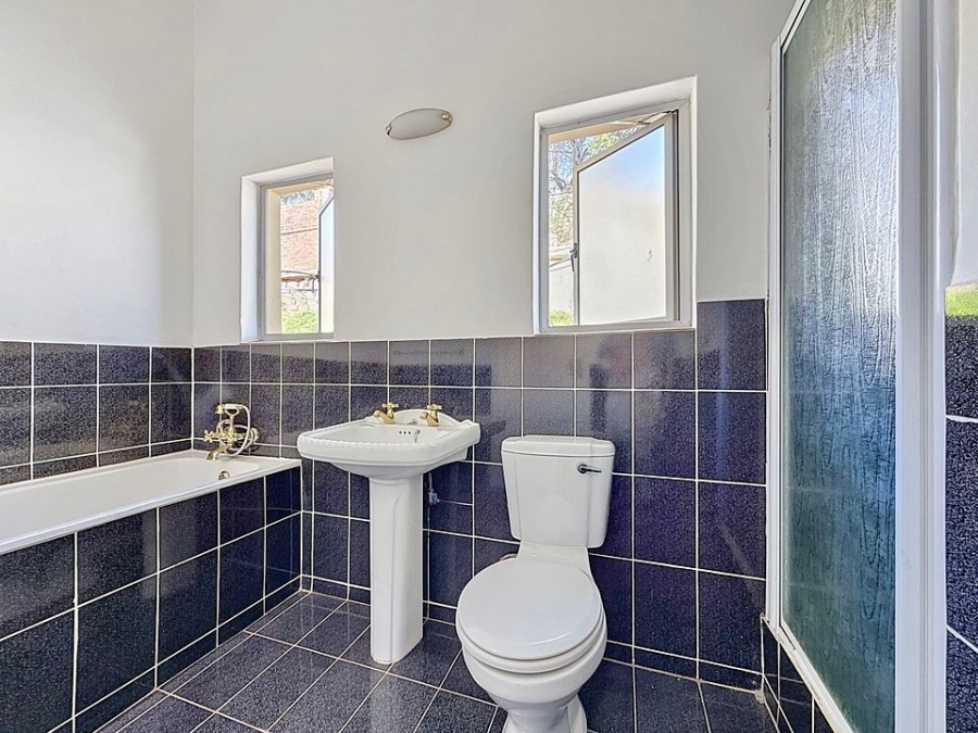 4 Bedroom Property for Sale in Muckleneuk Gauteng