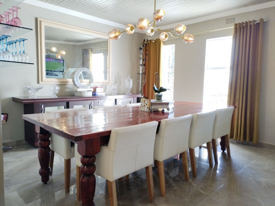 8 Bedroom Property for Sale in Glenvista Gauteng