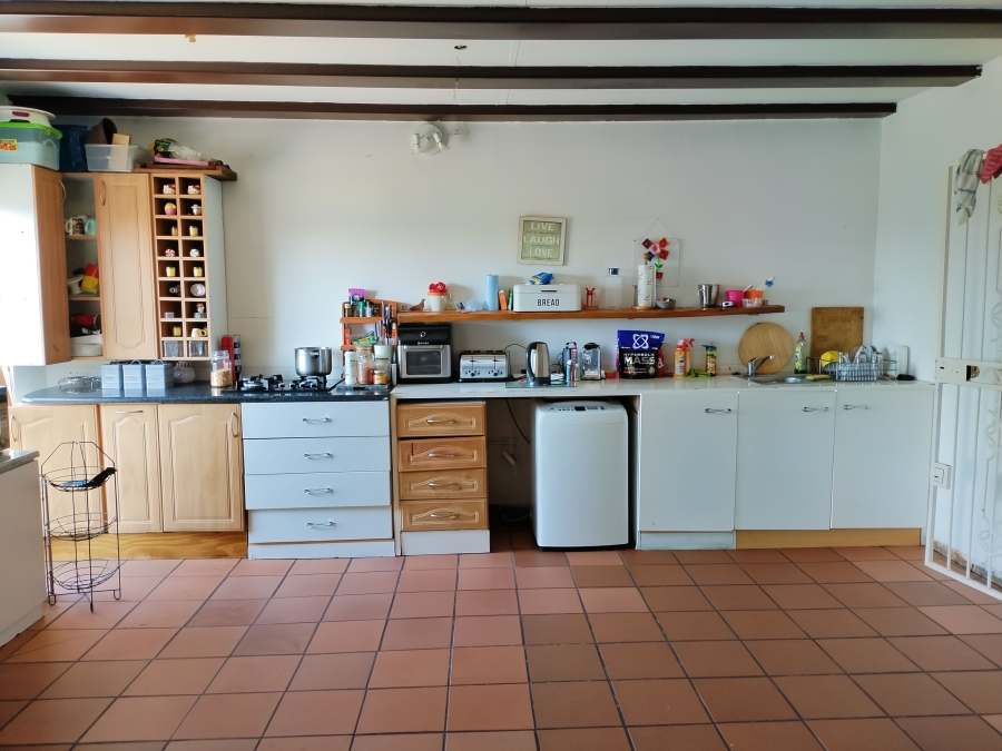 8 Bedroom Property for Sale in Glenvista Gauteng
