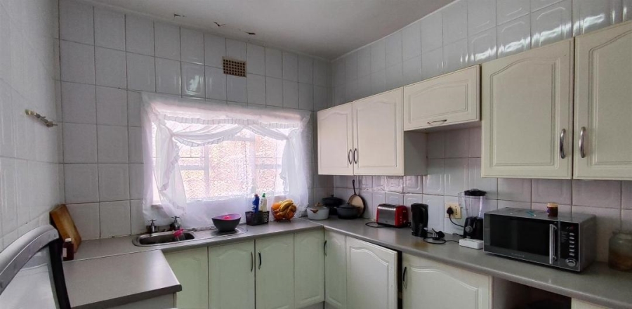 1 Bedroom Property for Sale in Kempton Park Central Gauteng