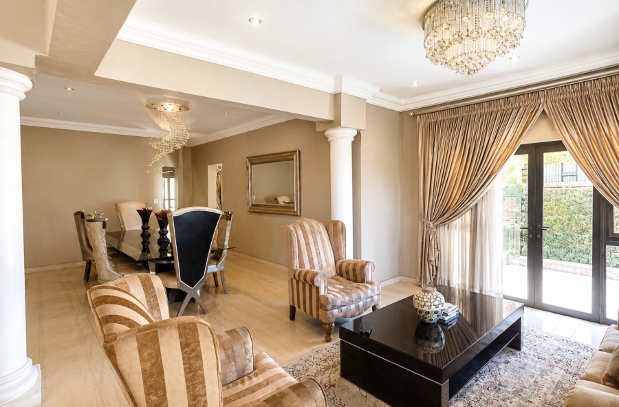 6 Bedroom Property for Sale in Blue Valley Golf Estate Gauteng