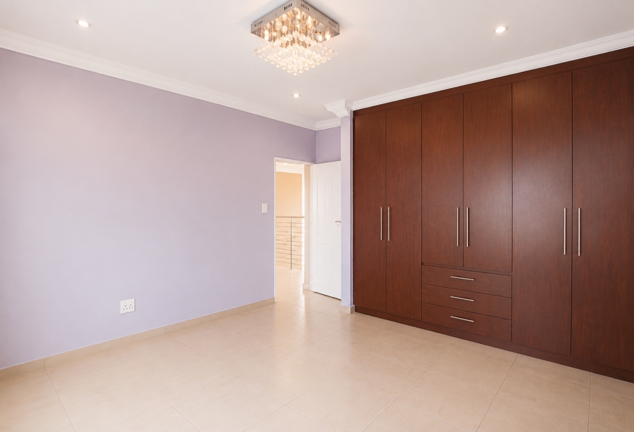 6 Bedroom Property for Sale in Blue Valley Golf Estate Gauteng