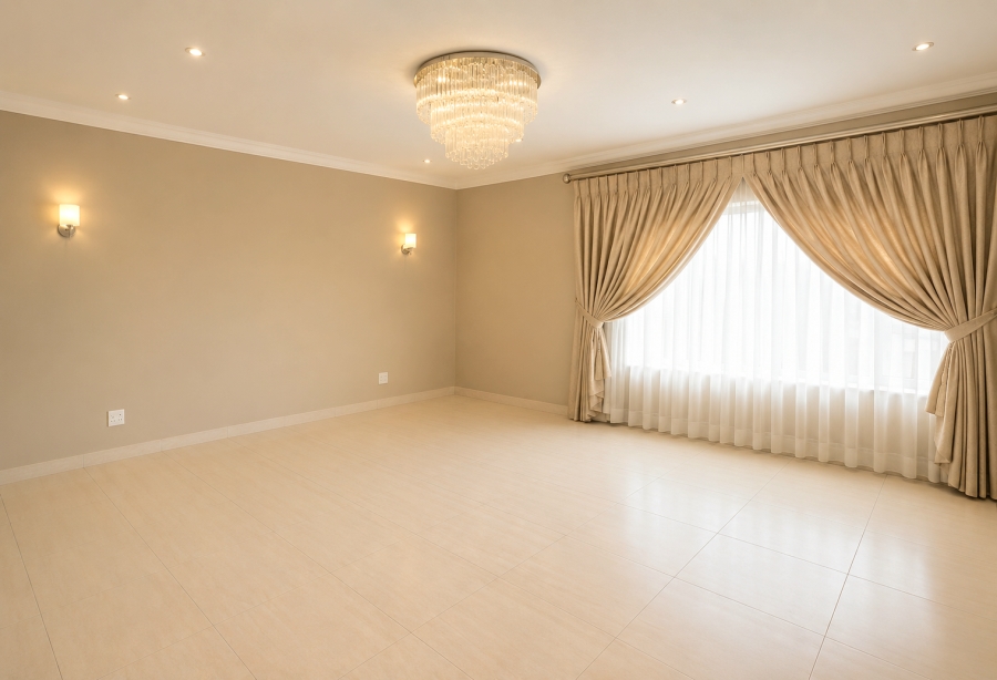 6 Bedroom Property for Sale in Blue Valley Golf Estate Gauteng