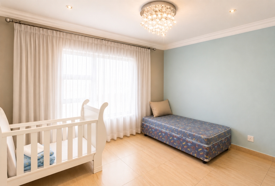 6 Bedroom Property for Sale in Blue Valley Golf Estate Gauteng