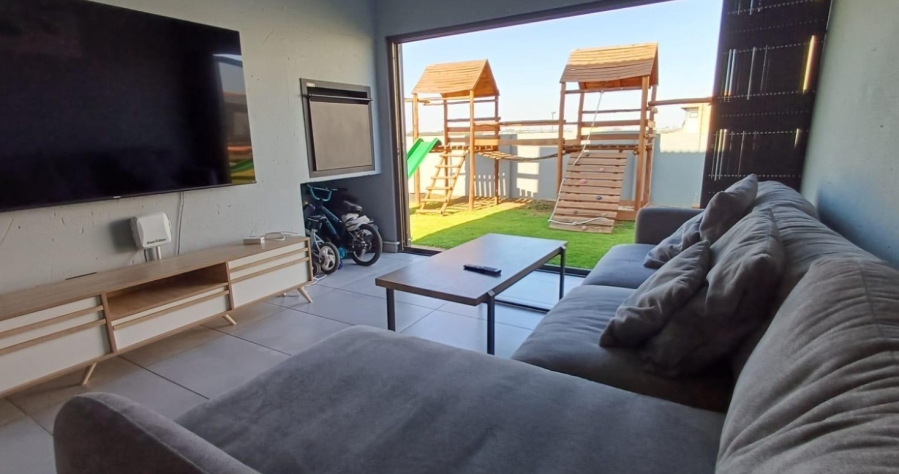 4 Bedroom Property for Sale in Halfway House Gauteng