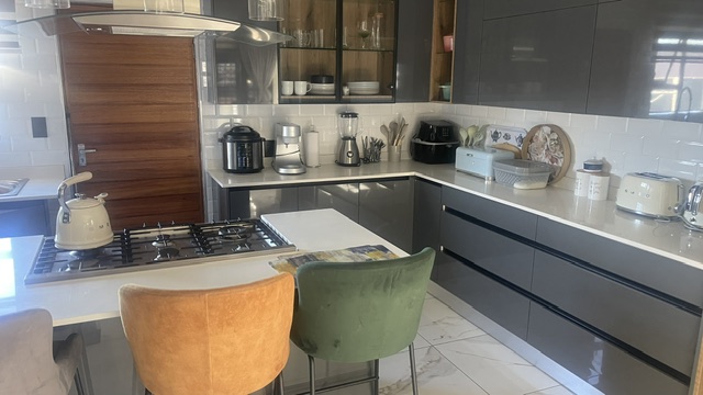 4 Bedroom Property for Sale in Halfway House Gauteng