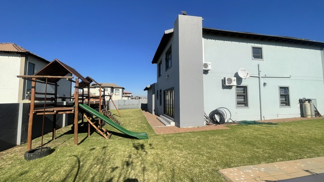 4 Bedroom Property for Sale in Halfway House Gauteng