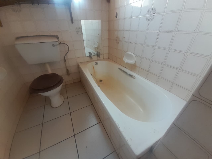 3 Bedroom Property for Sale in Laversburg Gauteng