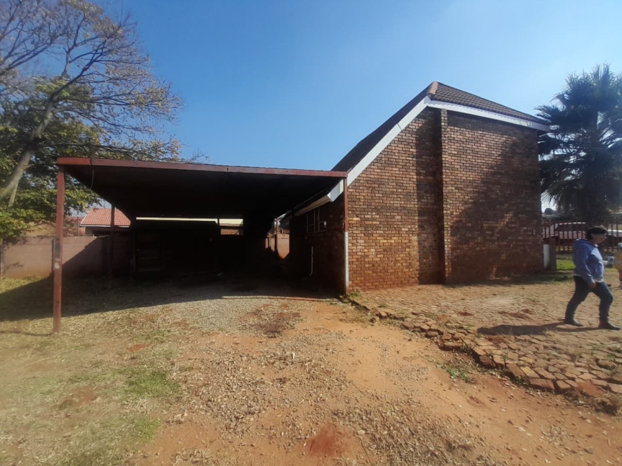3 Bedroom Property for Sale in Laversburg Gauteng
