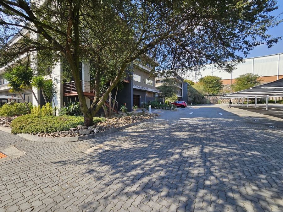 Commercial Property for Sale in Longmeadow Gauteng