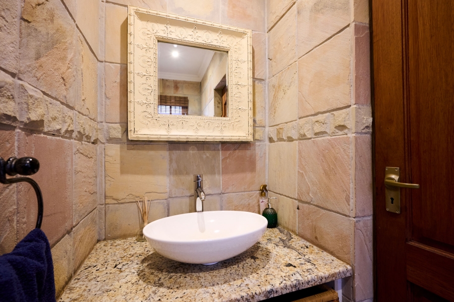 3 Bedroom Property for Sale in Noordwyk Gauteng