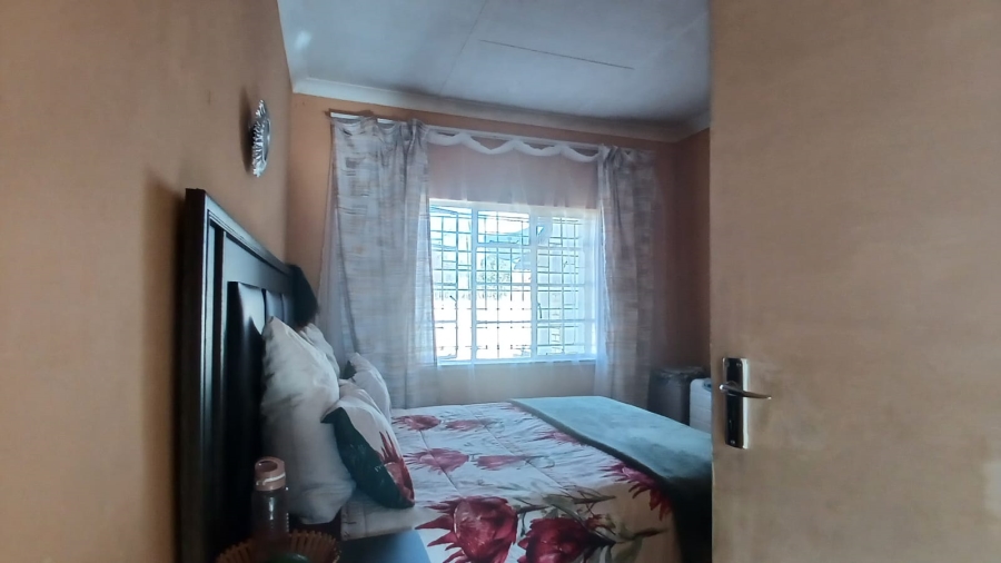 3 Bedroom Property for Sale in Westonaria Gauteng