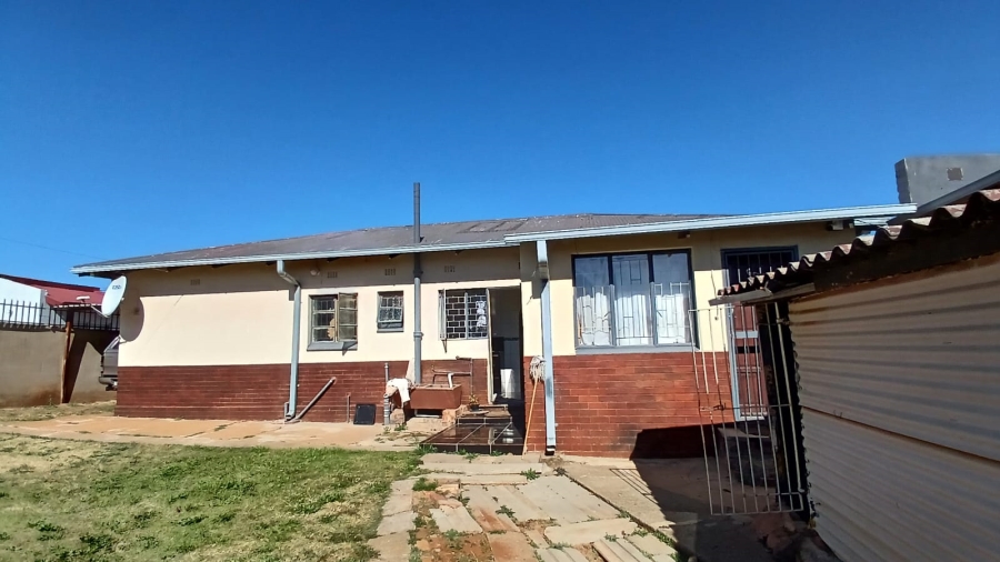 3 Bedroom Property for Sale in Westonaria Gauteng