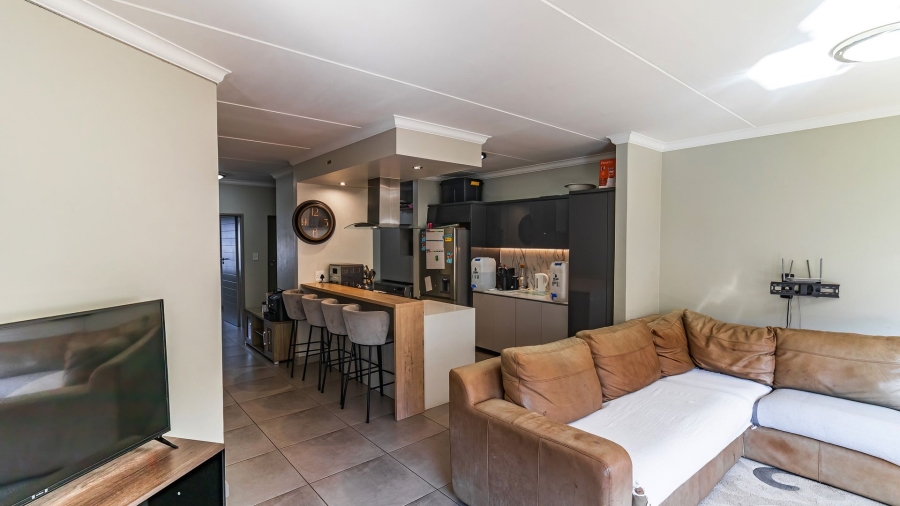 3 Bedroom Property for Sale in Carlswald Gauteng