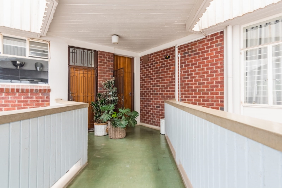 2 Bedroom Property for Sale in Illovo Gauteng