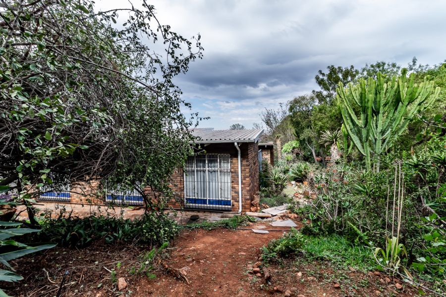 3 Bedroom Property for Sale in Mountain View Gauteng