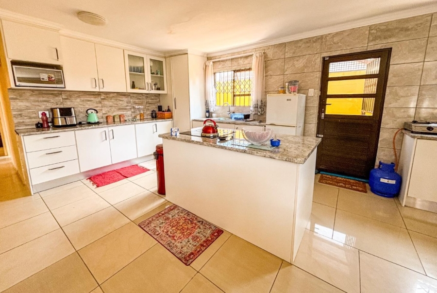 3 Bedroom Property for Sale in Ormonde View Gauteng