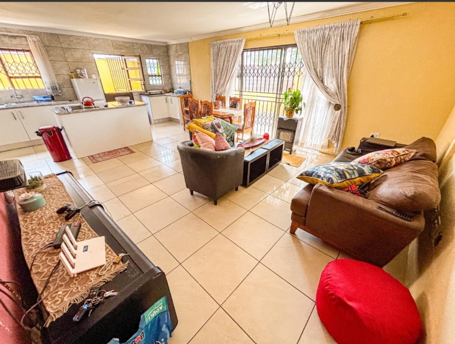 3 Bedroom Property for Sale in Ormonde View Gauteng