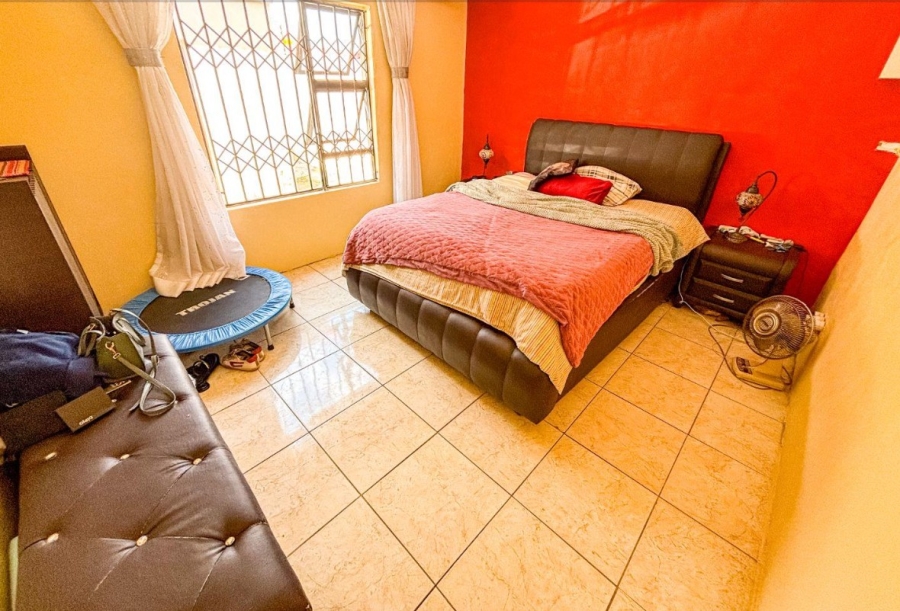 3 Bedroom Property for Sale in Ormonde View Gauteng
