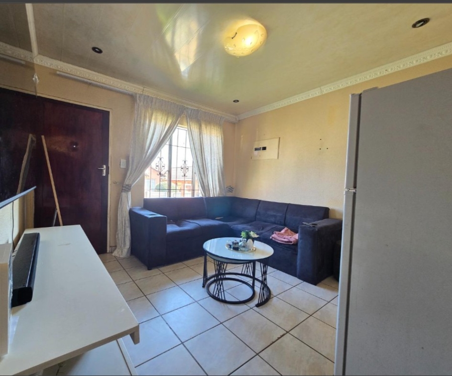 2 Bedroom Property for Sale in Ormonde Gauteng