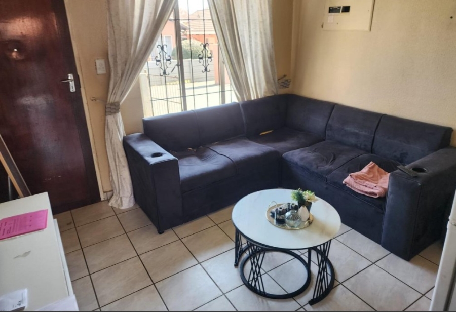 2 Bedroom Property for Sale in Ormonde Gauteng