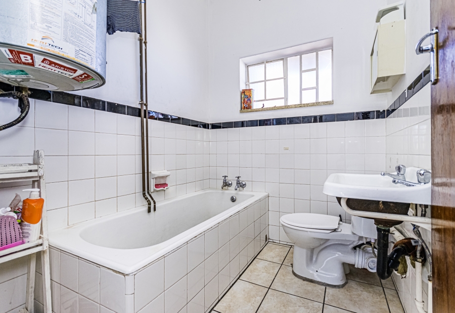 1 Bedroom Property for Sale in Florida Gauteng
