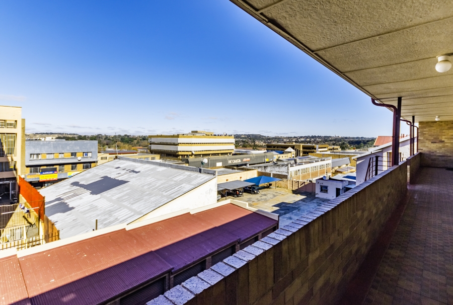 1 Bedroom Property for Sale in Florida Gauteng