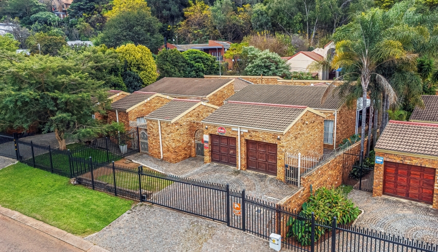 3 Bedroom Property for Sale in Val de Grace Gauteng
