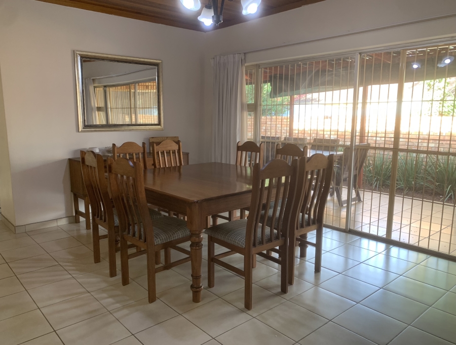 3 Bedroom Property for Sale in Val de Grace Gauteng