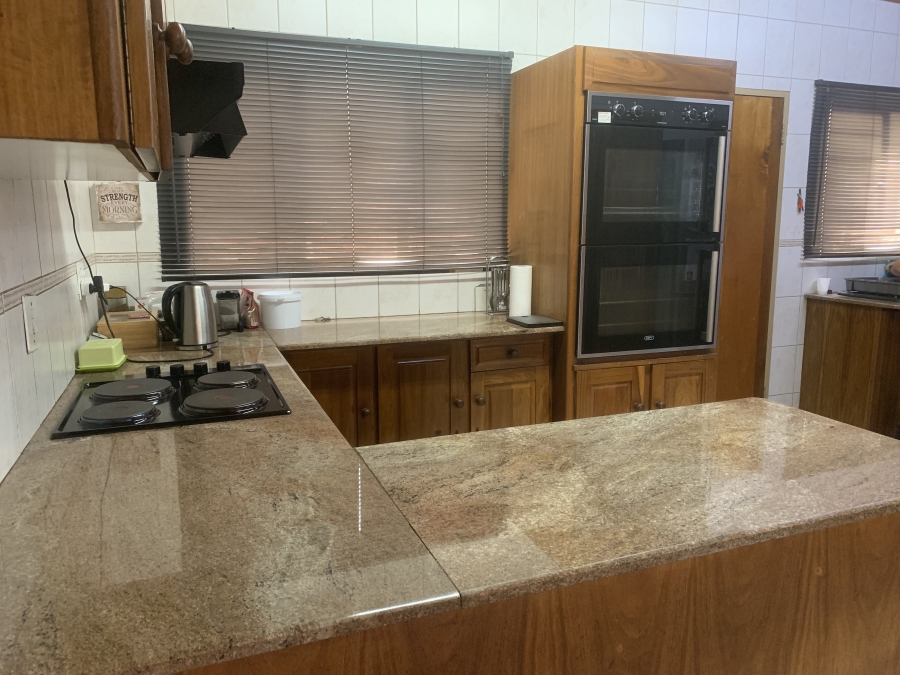3 Bedroom Property for Sale in Val de Grace Gauteng