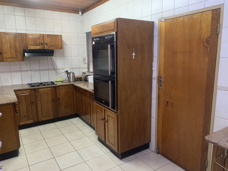 3 Bedroom Property for Sale in Val de Grace Gauteng