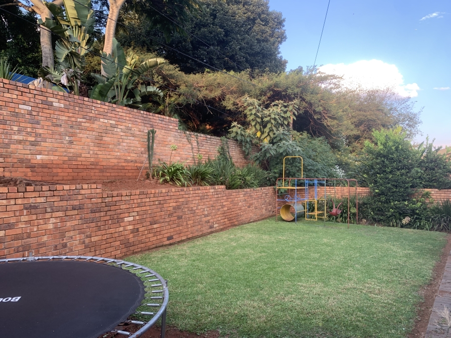 3 Bedroom Property for Sale in Val de Grace Gauteng