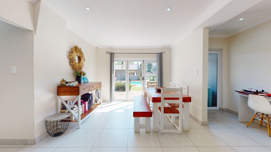 4 Bedroom Property for Sale in Farrarmere Gauteng