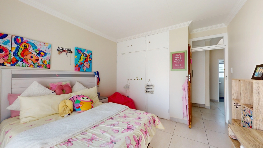 4 Bedroom Property for Sale in Farrarmere Gauteng