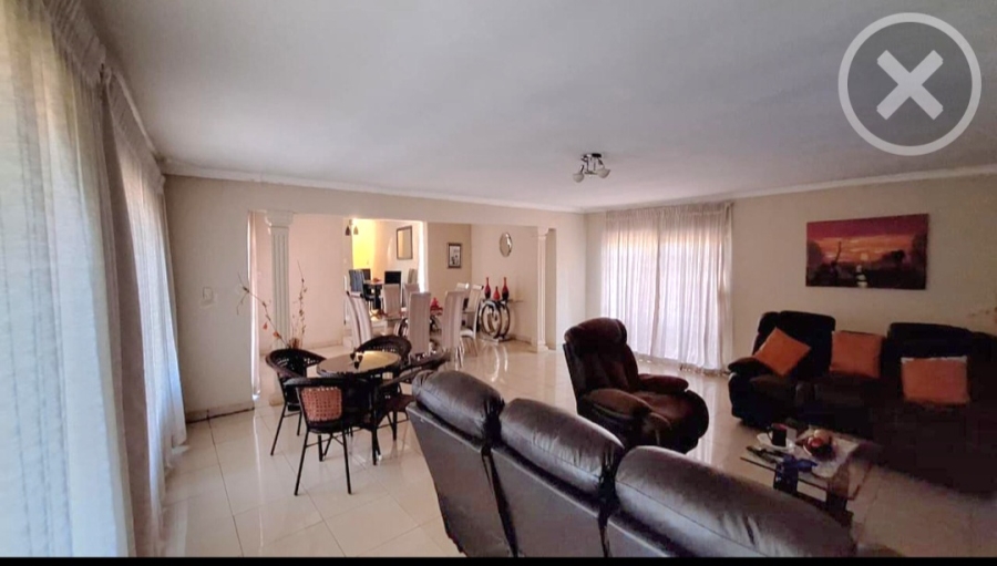 3 Bedroom Property for Sale in Dawn Park Gauteng
