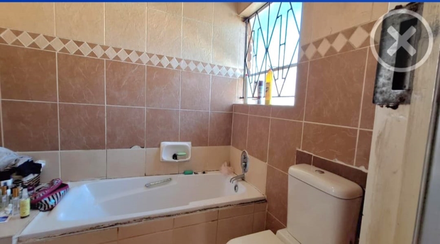 3 Bedroom Property for Sale in Dawn Park Gauteng