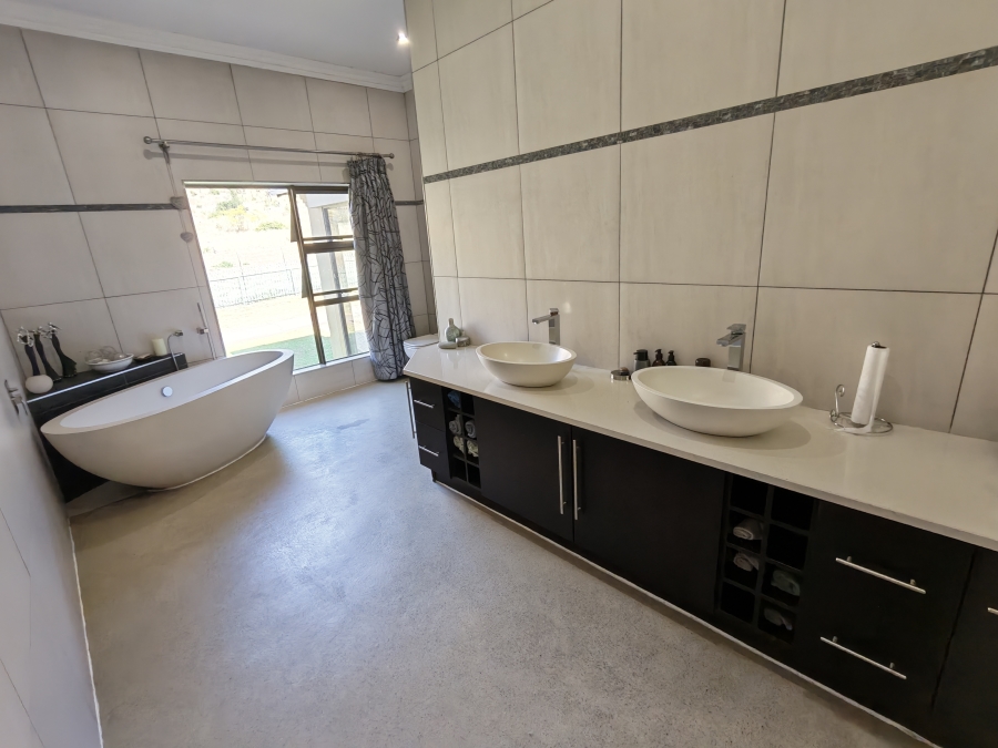 4 Bedroom Property for Sale in Magaliesberg Country Estate Gauteng