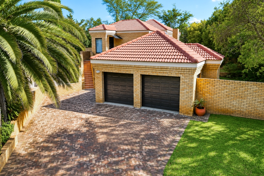 4 Bedroom Property for Sale in Cornwall Hill Gauteng