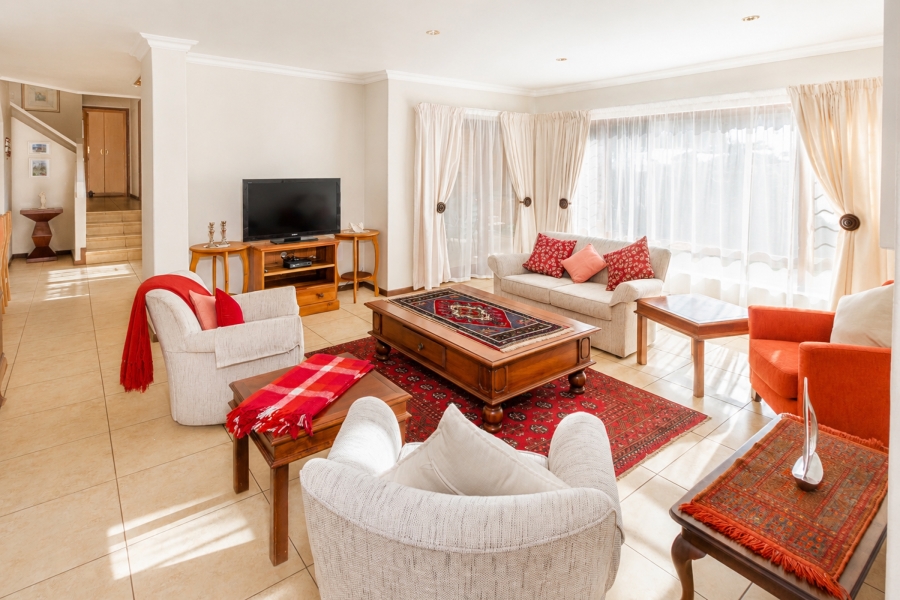 4 Bedroom Property for Sale in Cornwall Hill Gauteng