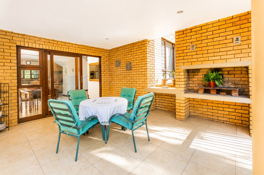 4 Bedroom Property for Sale in Cornwall Hill Gauteng