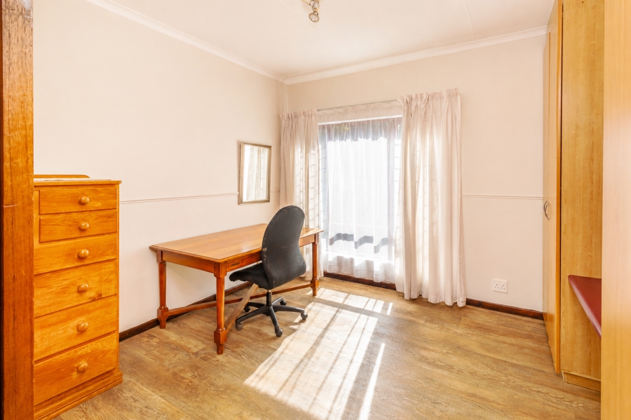 4 Bedroom Property for Sale in Cornwall Hill Gauteng