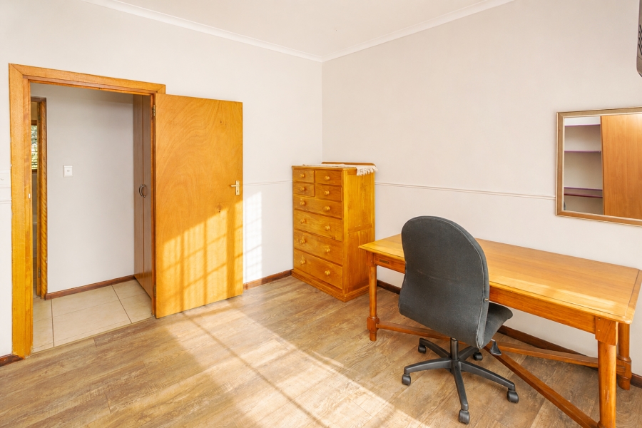 4 Bedroom Property for Sale in Cornwall Hill Gauteng