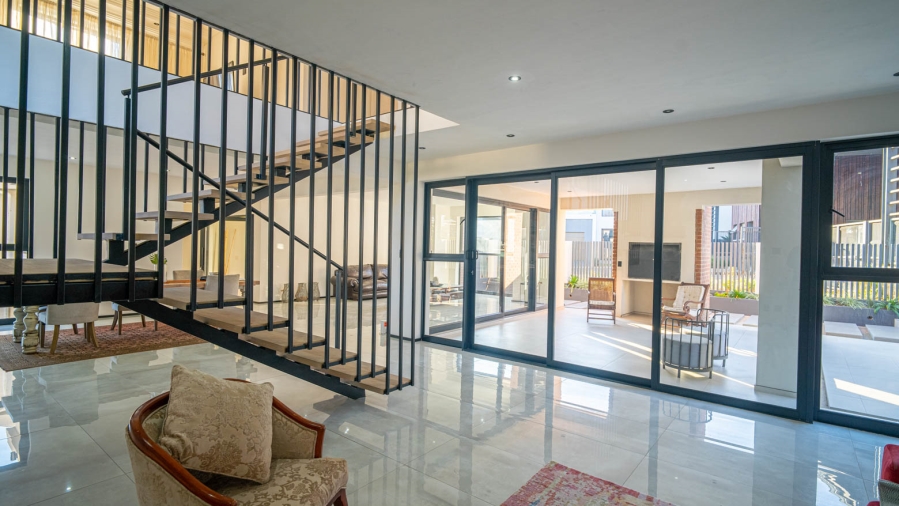 4 Bedroom Property for Sale in Helderfontein Estate Gauteng