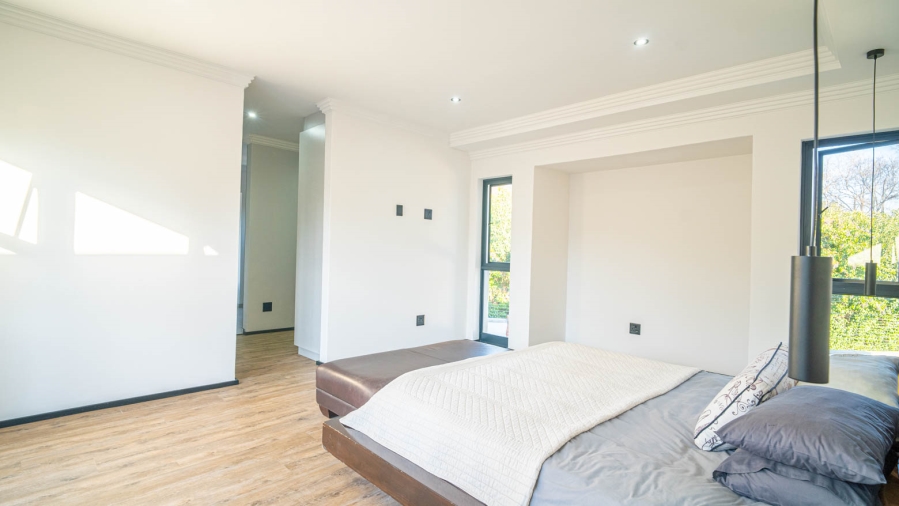 4 Bedroom Property for Sale in Helderfontein Estate Gauteng