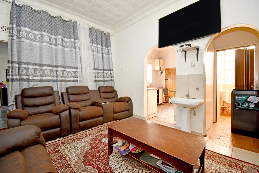4 Bedroom Property for Sale in Mayfair Gauteng