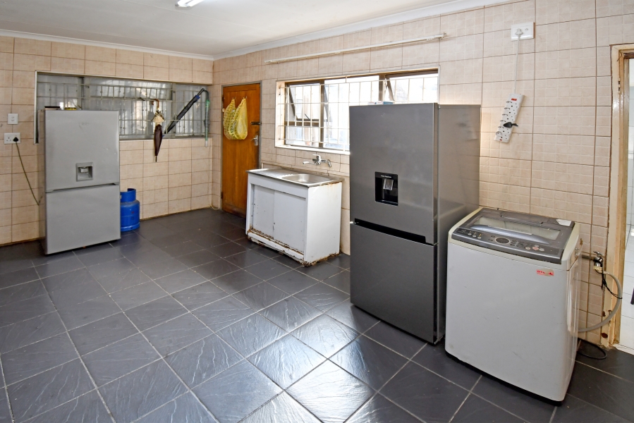 4 Bedroom Property for Sale in Mayfair Gauteng