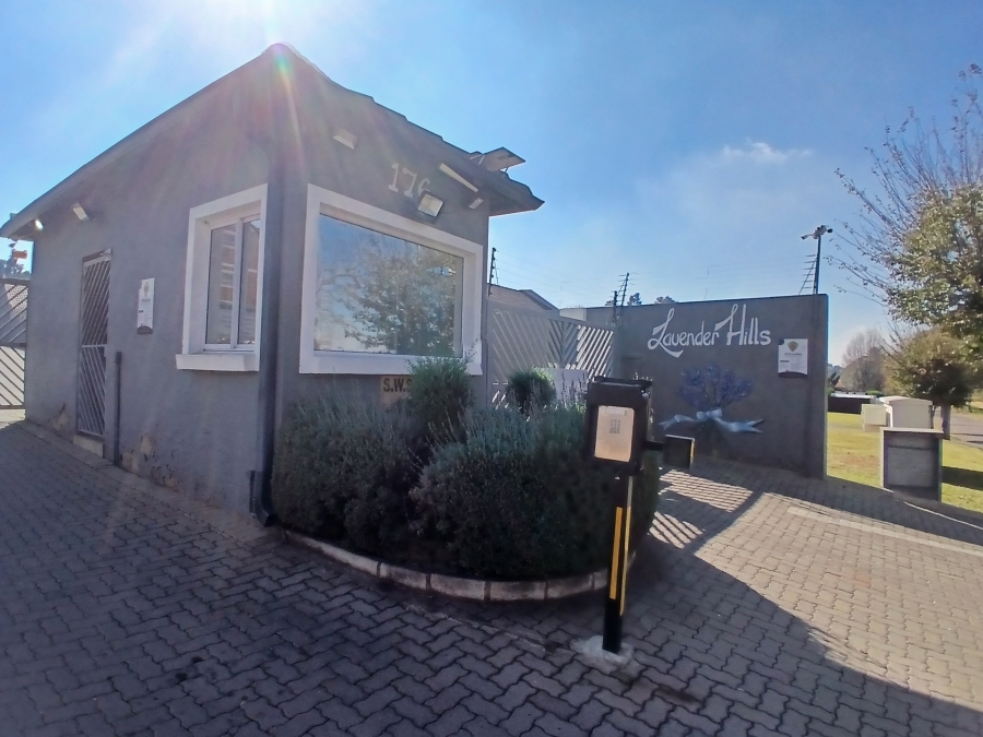 2 Bedroom Property for Sale in Albemarle Gauteng